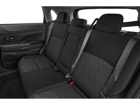 Used 2025 Mitsubishi Outlander Sport AWD image 13