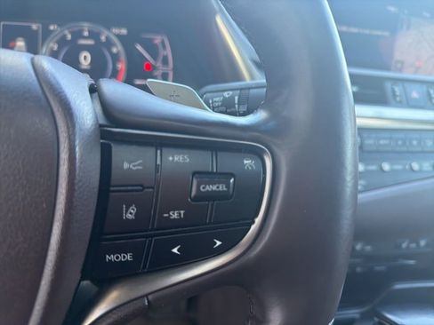 Certified 2021 Lexus ES 250 w/ Premium Package image 25