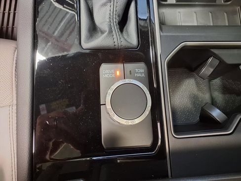 New 2026 Toyota Tundra Limited image 19