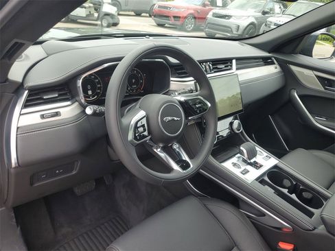 New 2026 Jaguar F-PACE R-Dynamic S image 13