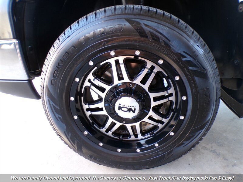 Used 2006 Chevrolet Silverado 2500 LT RWD image 29