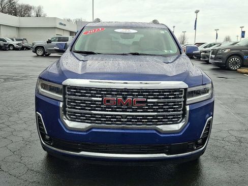 Used 2023 GMC Acadia Denali w/ Denali Technology Package image 2