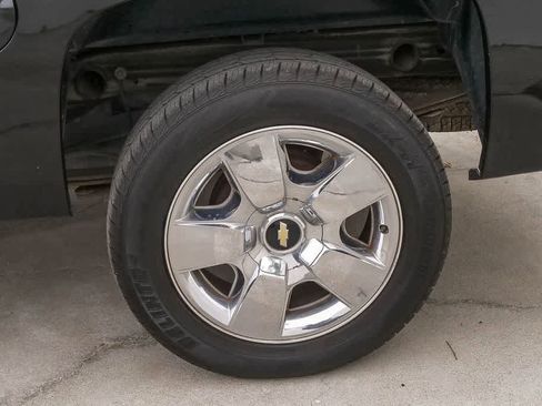 Used 2011 Chevrolet Silverado 1500 LT w/ Regional Value Package RWD image 6