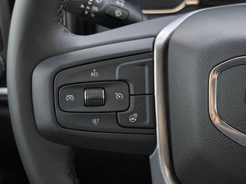 Used 2022 GMC Sierra 1500 Elevation image 18