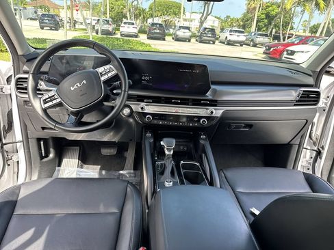 Used 2024 Kia Telluride S FWD image 36