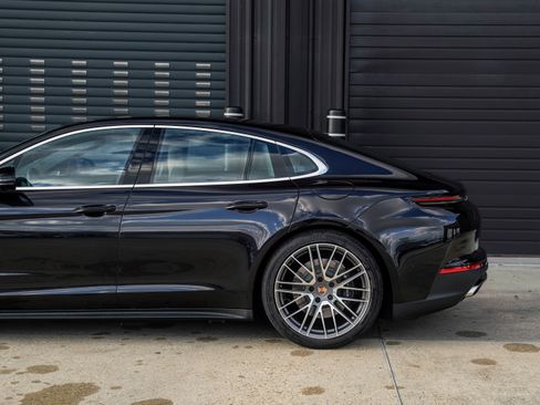 New 2026 Porsche Panamera 4 image 12