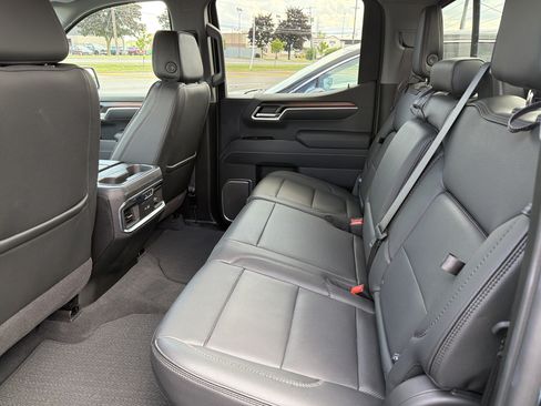 Used 2026 GMC Sierra 1500 Denali AWD/4WD image 31