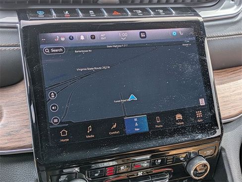 Used 2023 Jeep Grand Cherokee Summit w/ Advanced Protech Group IV image 25