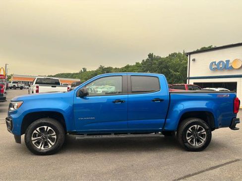 Used 2022 Chevrolet Colorado Z71 AWD/4WD image 4