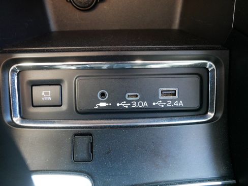 Used 2023 Subaru Ascent Limited w/ Technology Package AWD/4WD image 33