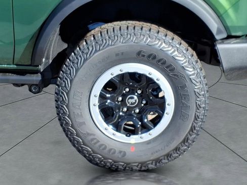 New 2025 Ford Bronco 2-Door w/ Sasquatch Package image 4