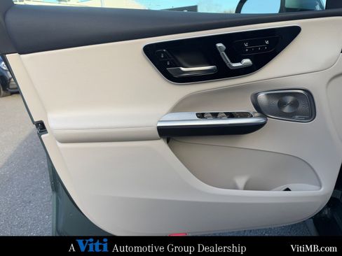 New 2026 Mercedes-Benz GLC 300 GLC 300 image 10