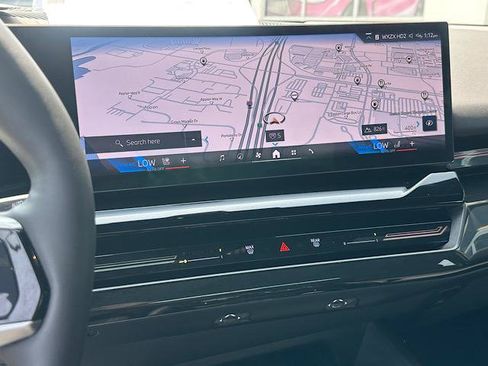 Used 2024 BMW 530i xDrive w/ Premium Package AWD/4WD image 27