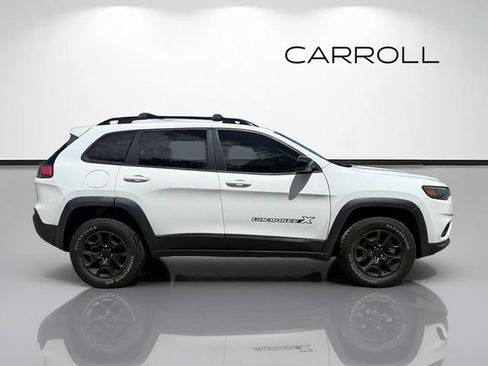 Used 2022 Jeep Cherokee Latitude w/ Sun & Sound Group AWD/4WD image 2