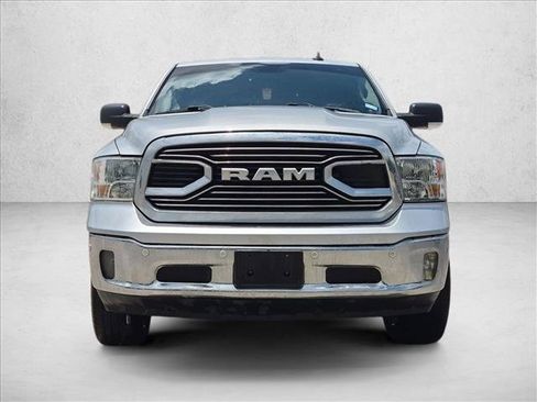 Used 2017 RAM 1500 Lone Star RWD image 2