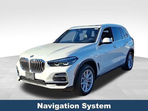 Used 2023 BMW X5 xDrive40i w/ Premium Package image 4