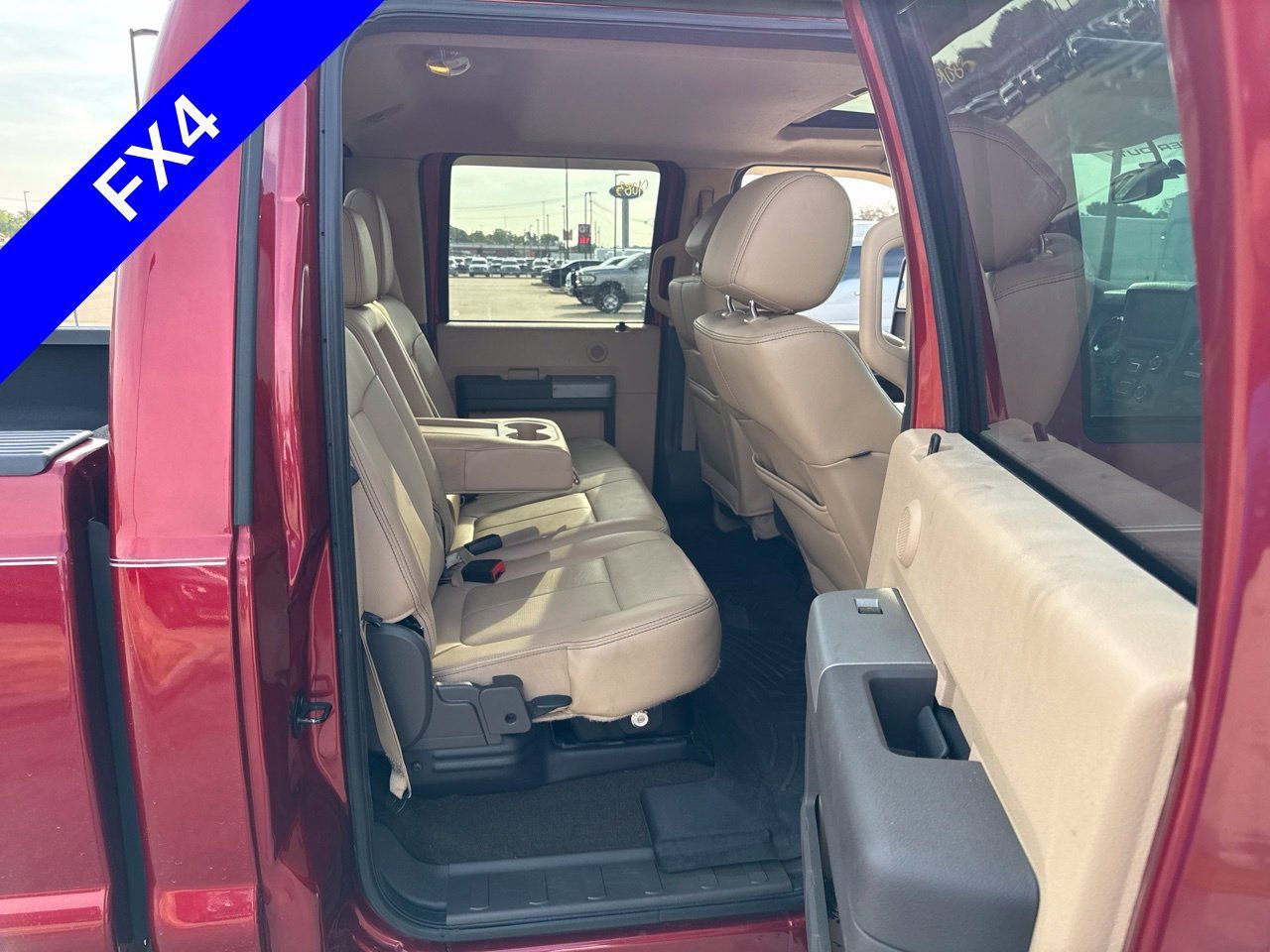 Used 2016 Ford F250 Lariat w/ Lariat Ultimate Package AWD/4WD image 11