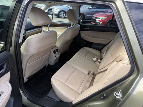 Used 2018 Subaru Outback 2.5i Limited w/ Popular Package #2 image 16