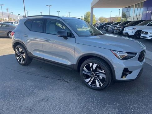 New 2026 Volvo XC40 B5 Ultra w/ Climate Package AWD/4WD image 1