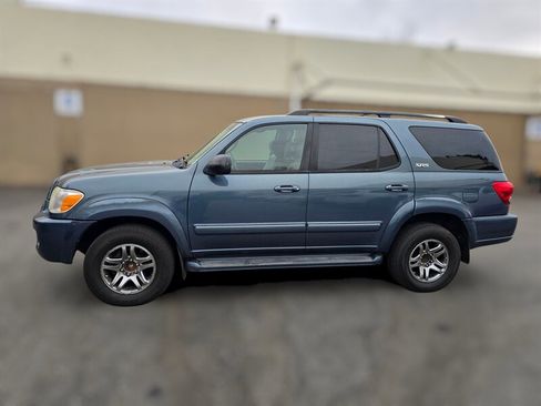 Used 2006 Toyota Sequoia SR5 image 9