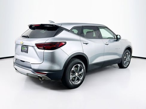 Used 2025 Chevrolet Blazer LT image 9