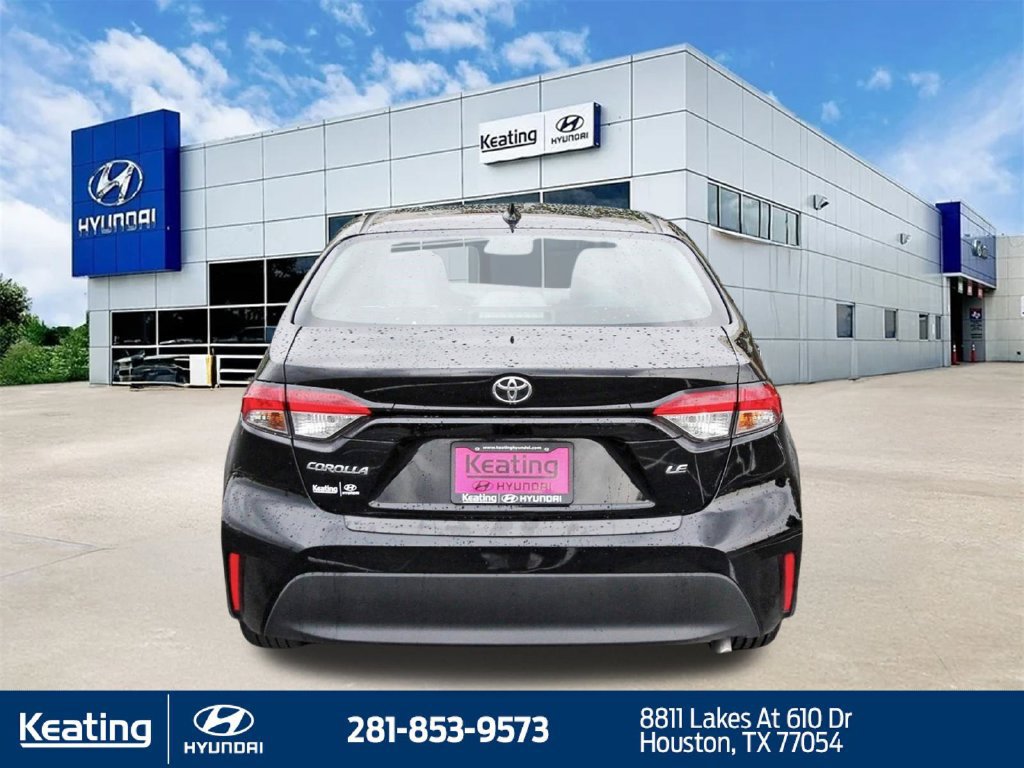 Used 2025 Toyota Corolla LE FWD image 6