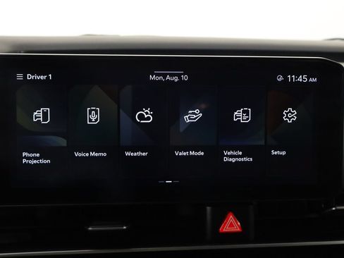 Used 2025 Kia Carnival FWD image 34