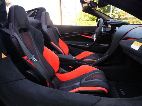 New 2026 McLaren 750S Spider image 11