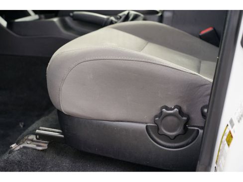 Used 2023 Toyota Tacoma SR image 15