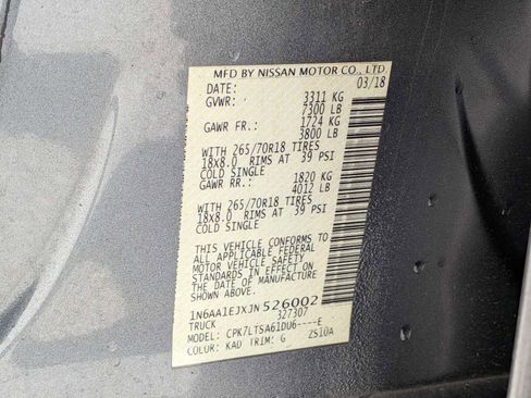 Used 2018 Nissan Titan SV image 31