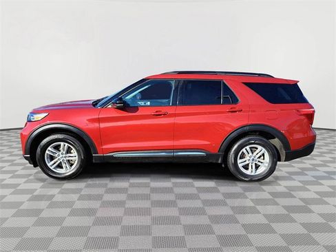 Certified 2023 Ford Explorer XLT w/ Equipment Group 202A image 2