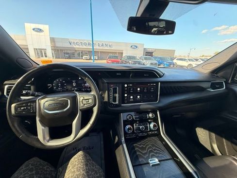 Used 2022 GMC Yukon XL Denali AWD/4WD image 20