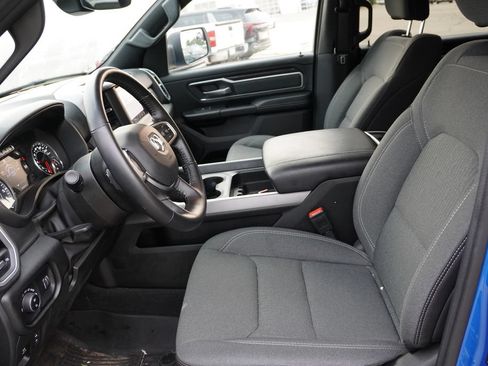 Used 2022 RAM 1500 Big Horn AWD/4WD image 4