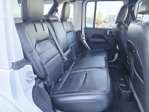 Used 2022 Jeep Wrangler Unlimited Sahara w/ Safety Group image 20