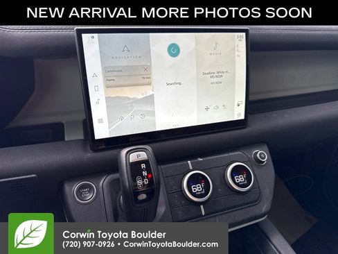Used 2022 Land Rover Defender 90 S AWD/4WD image 11