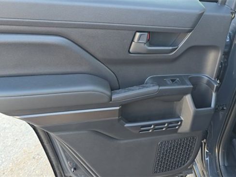 Used 2026 Toyota 4Runner SR5 image 15