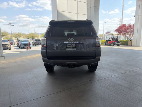 Certified 2023 Toyota 4Runner SR5 Premium image 6
