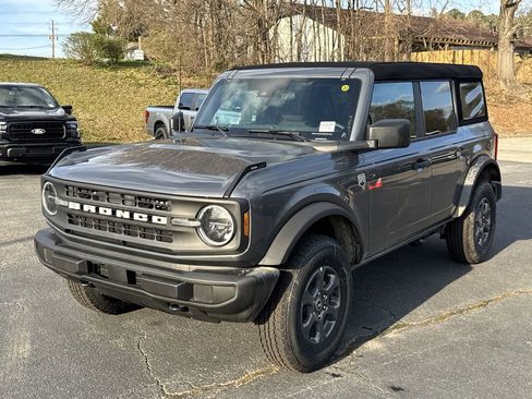 New 2026 Ford Bronco Big Bend image 3
