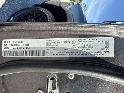 New 2026 RAM 2500 Limited image 32