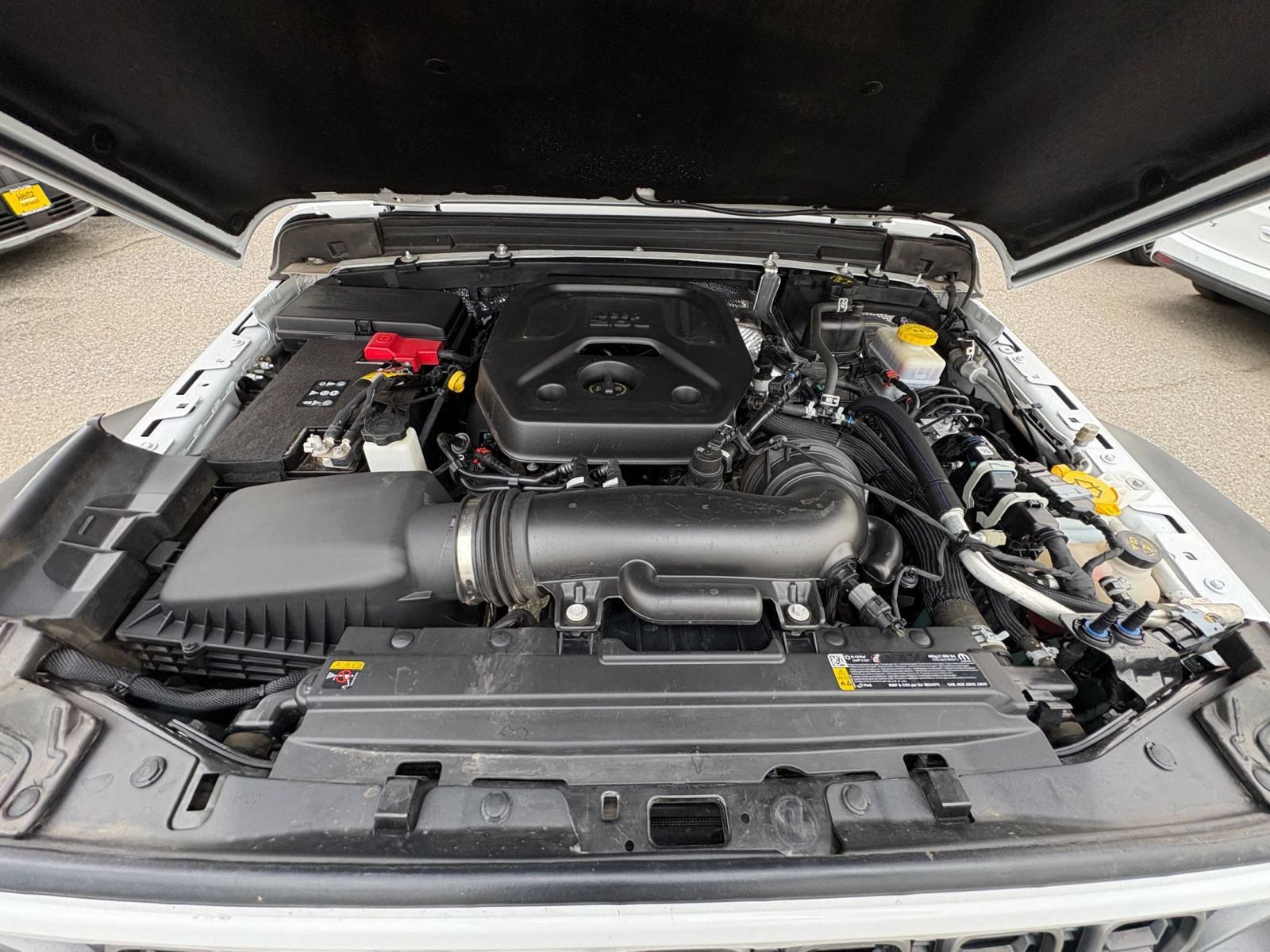 Used 2025 Jeep Wrangler Unlimited Sport AWD/4WD image 32