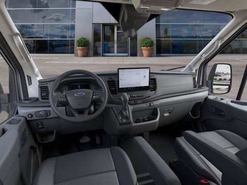 New 2026 Ford Transit 250 148 Medium Roof w/ Load Area Protection Package RWD image 9
