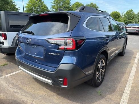 Used 2022 Subaru Outback Limited AWD/4WD image 8