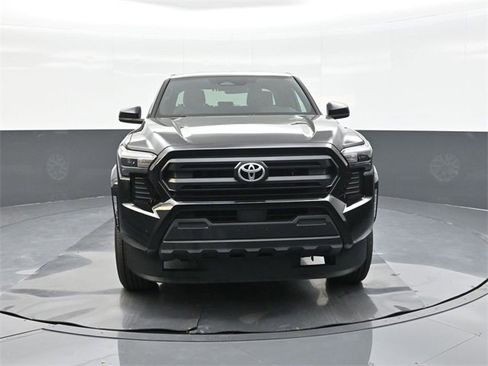 Certified 2025 Toyota Tacoma SR image 30