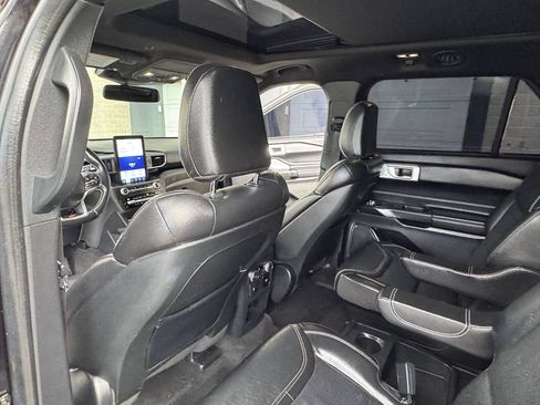 Used 2020 Ford Explorer ST w/ Premium Technology Package AWD/4WD image 33