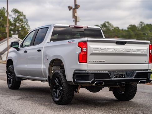 Used 2021 Chevrolet Silverado 1500 LT Trail Boss w/ Convenience Package II image 5