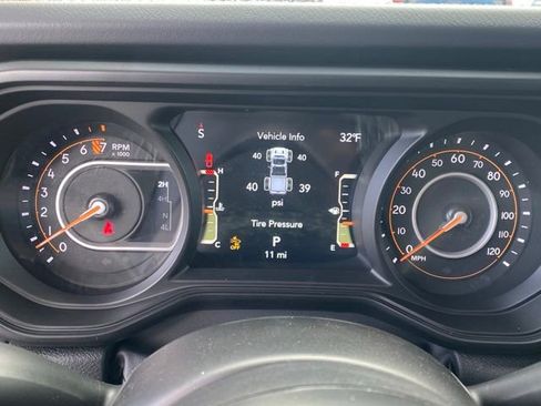 New 2026 Jeep Gladiator Rubicon w/ Safety Group image 19