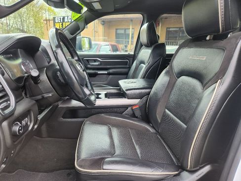 Used 2023 RAM 1500 Laramie image 10