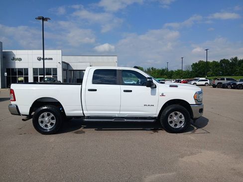 Used 2024 RAM 2500 Big Horn w/ Off Road Package AWD/4WD image 9