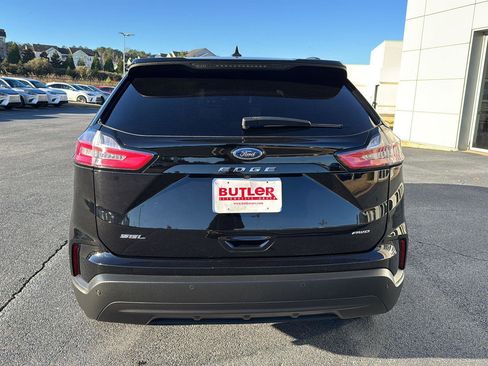 Used 2022 Ford Edge SEL w/ Sport Appearance Package image 4