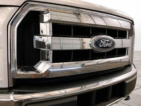 Used 2017 Ford F150 XLT AWD/4WD image 29